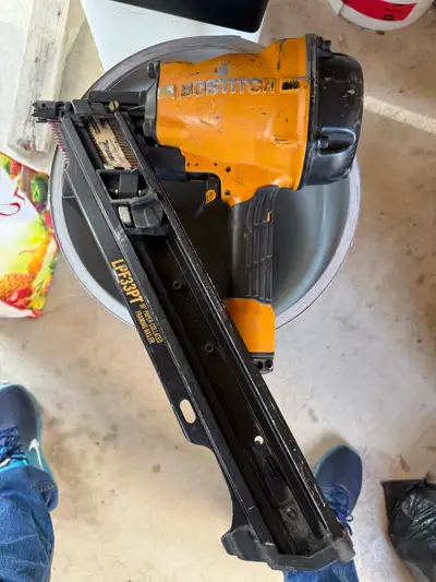 This is a used Bostitch framing nailer, perfect for various construction and framing projects. This...