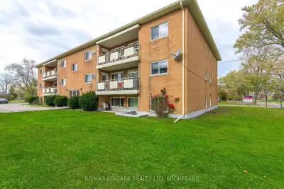 Lovely large 2 bedroom Apt with living room, kitchen and 3rd level, secure building located adjacent...