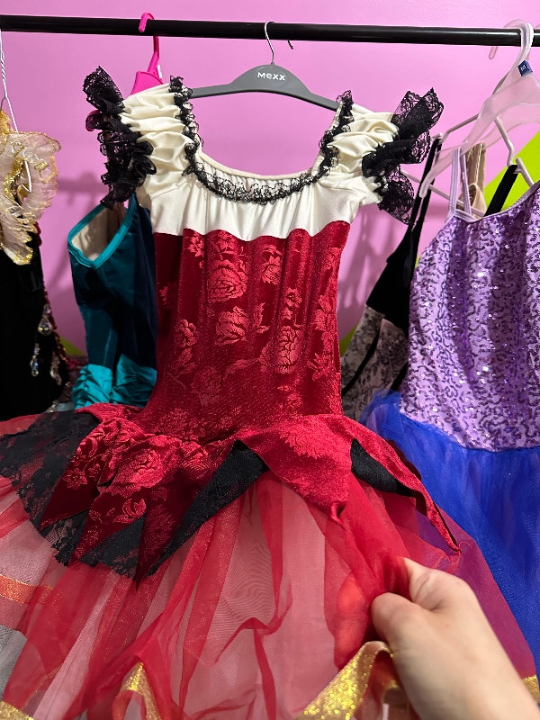 Ballet performance costume Model sale! Costumes Markham / York