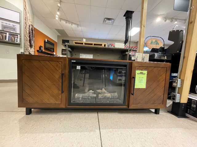Napoleon Bella Electric Fireplace Mantle in Fireplace & Firewood in St. Catharines