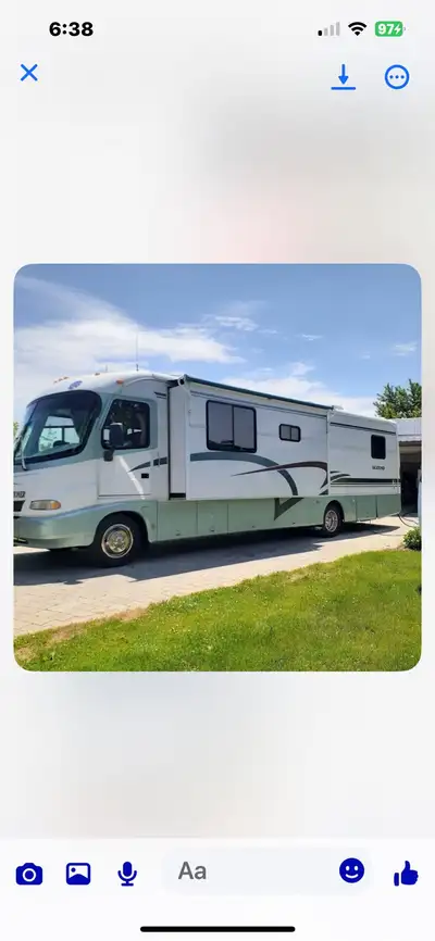 2000 Holiday Rambler Vactioner 36 feet 55,200 miles 2 slides with new awnings over them,2 roof air-...