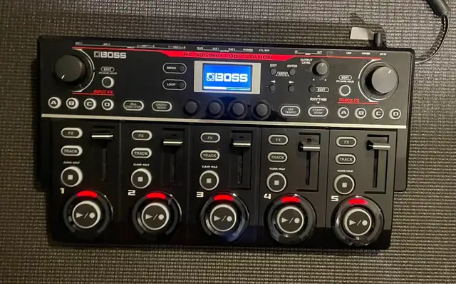 Boss RC-505mkII Loopstation Looper in Amps & Pedals in City of Toronto - Image 3