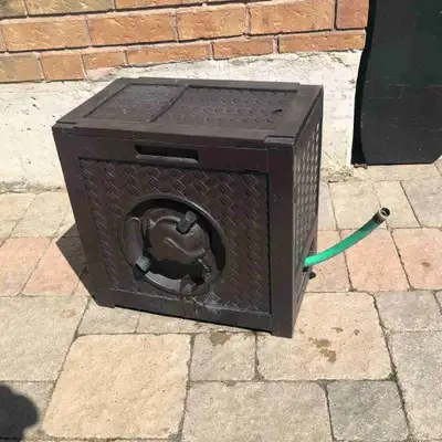 garden hose and storage box , View more