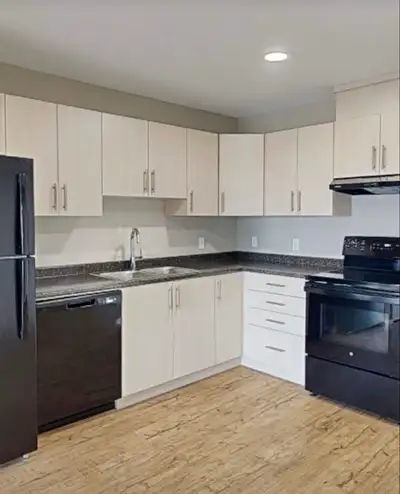 Looking for a roommate to share my 2 bed 2 bath apartment. Price includes utilities, parking, intern...