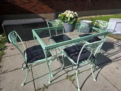 Vintage Mint Green Wrought Iron Patio Set, View more