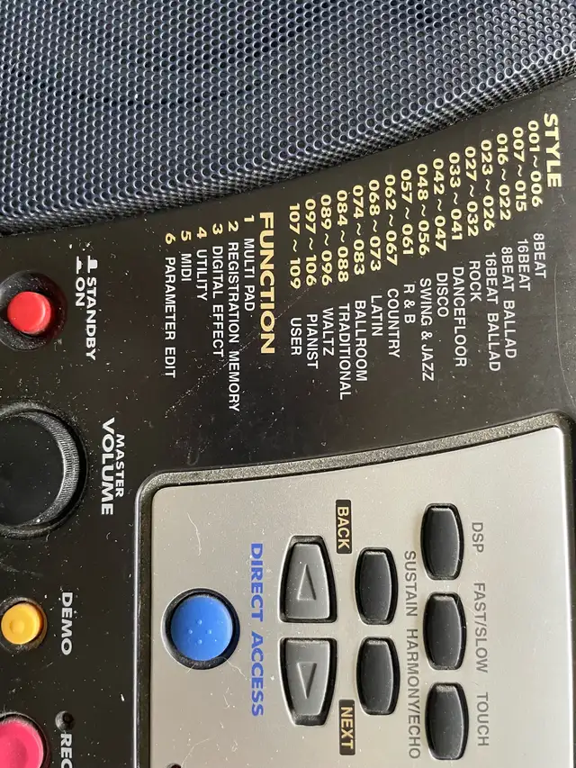 electronic keyboard in Pianos & Keyboards in Edmonton - Image 5