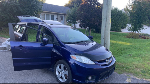 Mazda 5 as is  in Cars & Trucks in Ottawa - Image 2