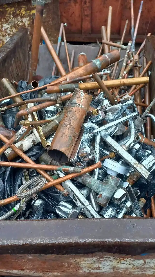 scrap metal Cooper aluminum wire removal pay cash 63006659558019123