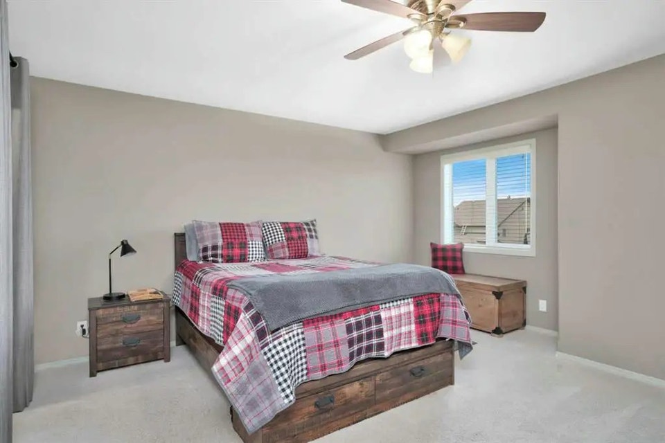 Townhouse for Rent - 2 Bed, 3 Bath - A/C, 2 Parking, Clearview 5