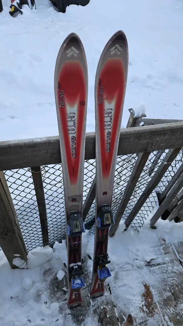 Ski alpin 130 cm in Ski in Laval / North Shore - Image 3