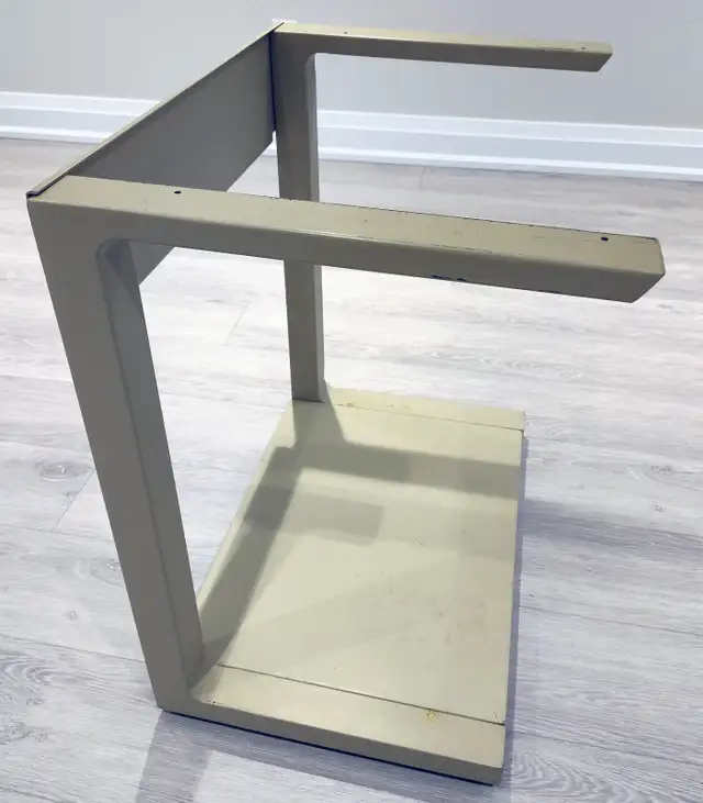 Small Work Table Base in Other Tables in Oakville / Halton Region - Image 3