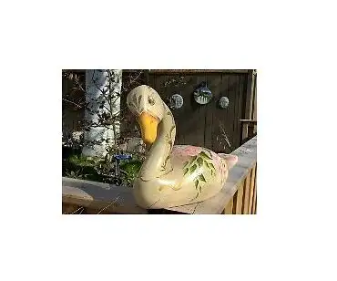Wooden Handpainted Goose Decoy in Arts & Collectibles in Oshawa / Durham Region - Image 4