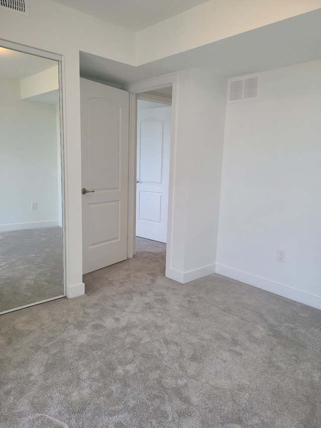 Room with patio available for rent in Barrhaven in Room Rentals & Roommates in Ottawa - Image 3