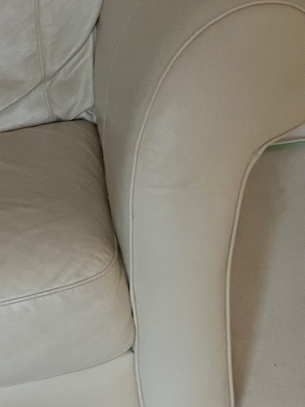FREE Sofa Italian Leather Couches & Futons Hamilton Kijiji