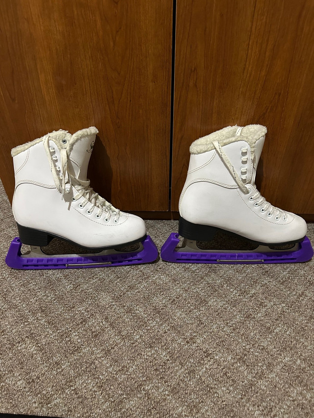 Jackson Size 6 Figure Skates. in Skates & Blades in St. Catharines - Image 2