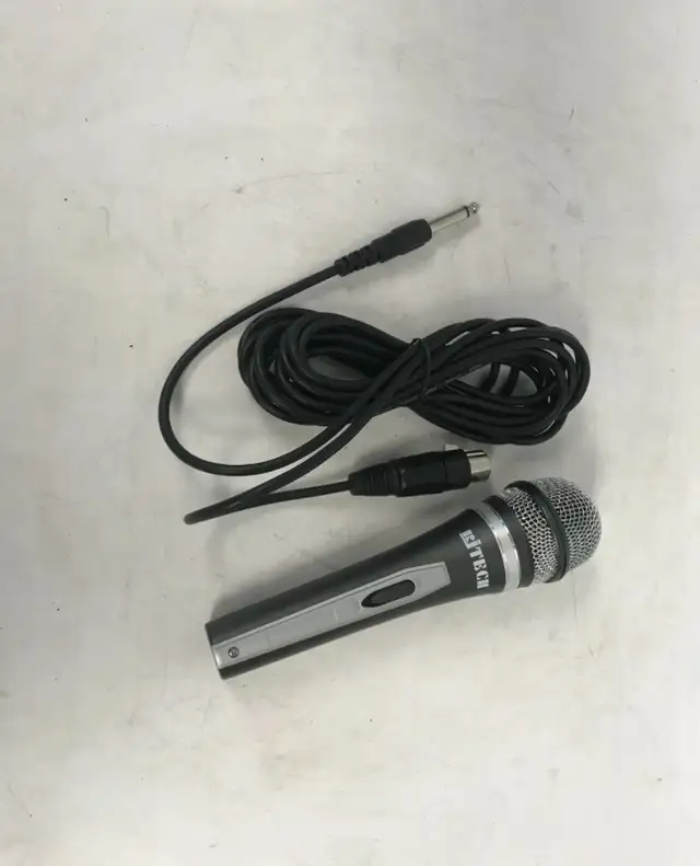 TOSING 008 KARAOKE WIRELESS MICROPHONE in Pro Audio & Recording Equipment in Barrie - Image 7