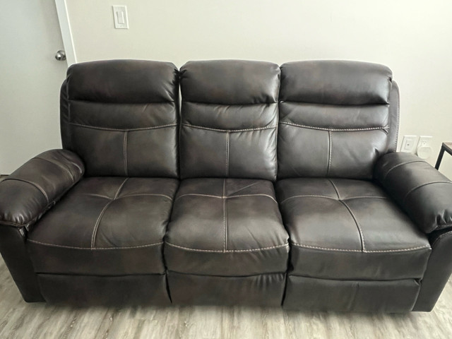 Dark Brown Leather Recliner Couch in Couches & Futons in St. Albert - Image 2