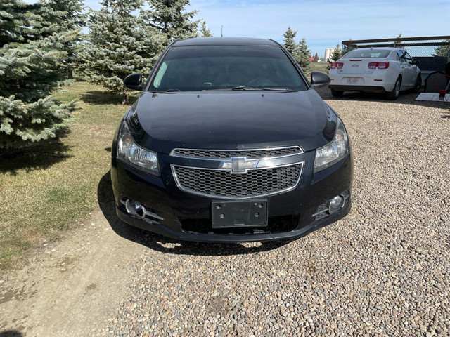 2014 Chevy Cruze dans Autos et camions  à Lethbridge - Image 2