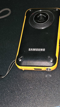 Samsung HMX-W300 Camera