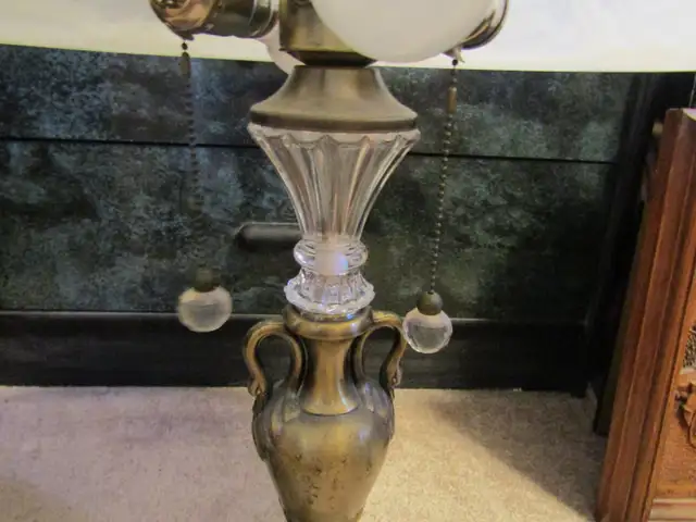 Table Lamp with Frosted Glass Shade in Indoor Lighting & Fans in City of Toronto - Image 5