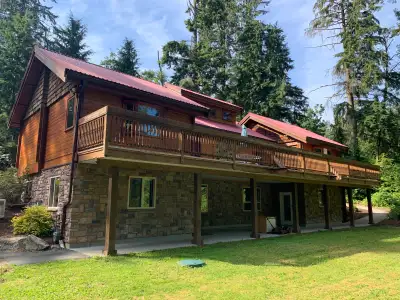 Unique opportunity for an upscale rental on 5 acres in Mission off of Ferndale Ave just east of Stav...