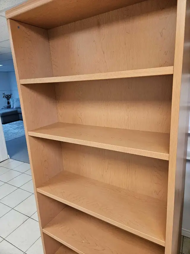 2 Bookshelves in Bookcases & Shelving Units in Ottawa - Image 5
