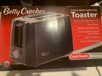 Betty Crocker toaster 