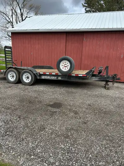 2022 Trailer with ramps 8x18 deck ( needs some TLC) Fenders ( needs to be replaced) 8 bolt wheels (...