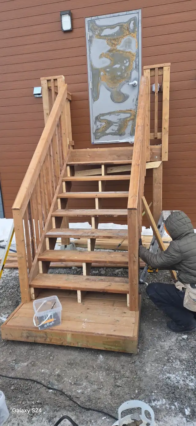 Custom Deck Building & Deck Reconstruction | Free Estimate521679498673530885