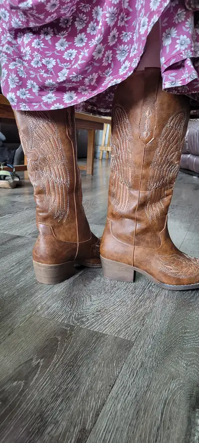 Women's boots, View more