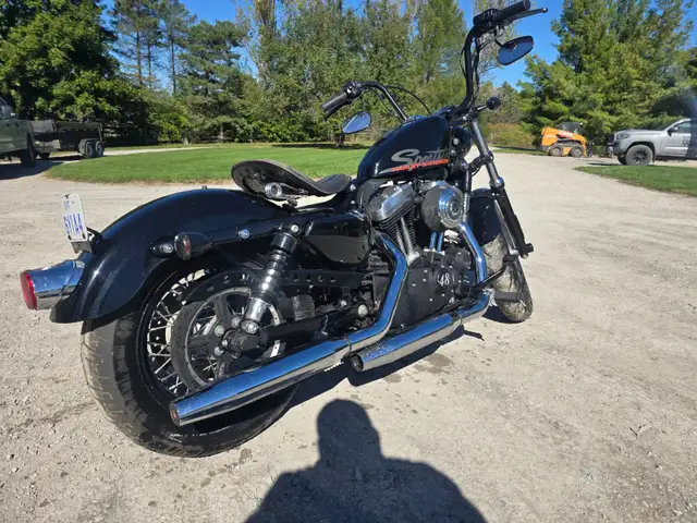 2010 harley davidson sporster 1200xl in Street, Cruisers & Choppers in Kawartha Lakes - Image 6