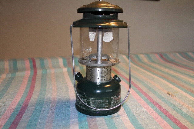 Lanterne COLEMAN     modele 288 dans Autre  à Ouest de l’Île - Image 2