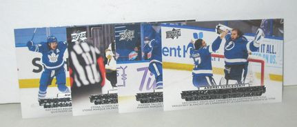 Hockey Tim Hortons Upper Deck 22-23 Hockey Triumphs dans Art et objets de collection  à Longueuil/Rive Sud