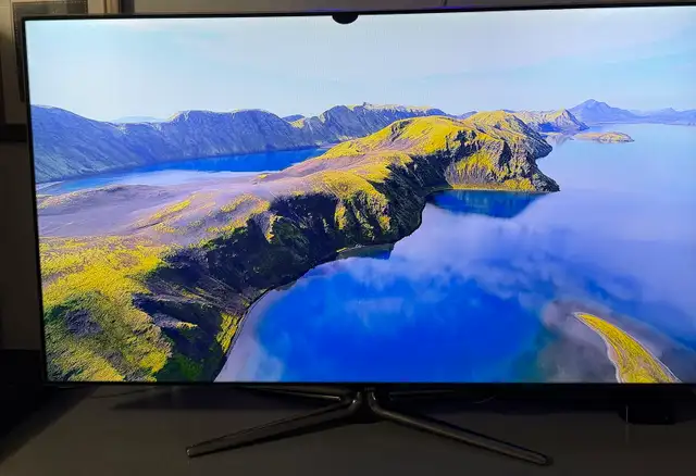 55” 3D Samsung TV & Remote in TVs in City of Toronto - Image 4