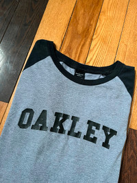 Oakley Software Baseball tshirt XXL tnf acg salomon arcteryx mec