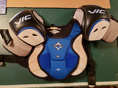 Plastron de hockey Vic Firestorm NSX 7.0 junior, View more