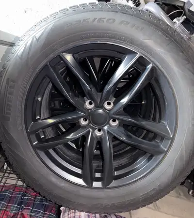 Lots of life with them, no issues. Used on a 2019 Q5. 235/60R18. Manufactured in 2022 bought in 2023