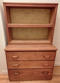 HUCHE + 1 COMMODE – HUTCH + 1 CHEST OF DRAWERS
