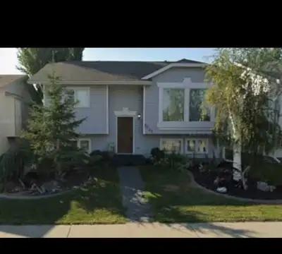 Im working to get through all responses, will reply in the order recieved. More Pictures to come ton...