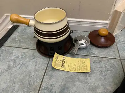 fondue set with pot, View more