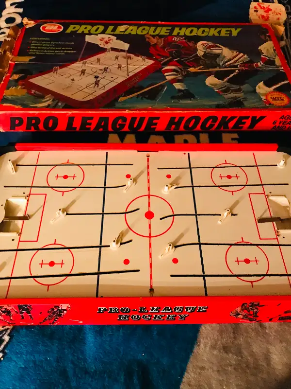 WINNIPEG TABLE HOCKEY LEAGUE  [1971] in Sports Teams in Winnipeg - Image 8