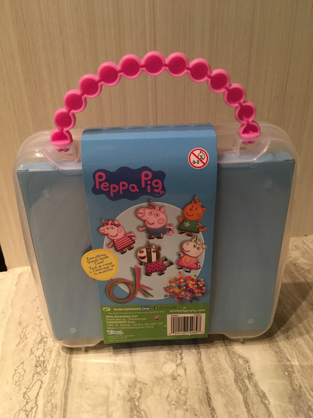 NWT - PEPPA PIG NECKLACE ACTIVITY SET in Toys in Kingston - Image 2