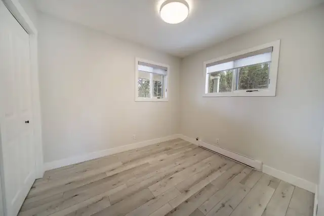 House for Sale - Koocanusa Lake, East Kootenay, B.C. in Houses for Sale in Cranbrook - Image 7