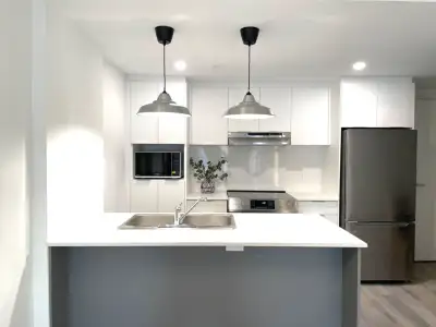 New big 1 bedroom condo in Bois Franc in St-Laurent