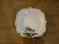 2 pieces of Miniature Dishes