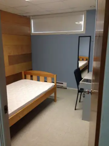 UQAC Chambre à louer, sans frais d’agence, directement du propriétaire, situé à Saguenay, près UQAC,...