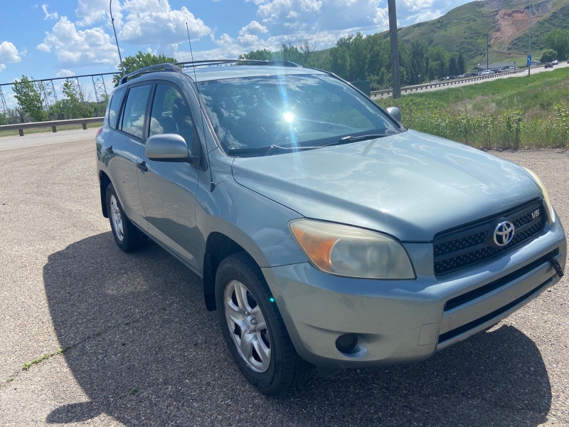 Toyota RAV4 SUV AWD 3.5 L V6 Cars & Trucks Lethbridge Kijiji