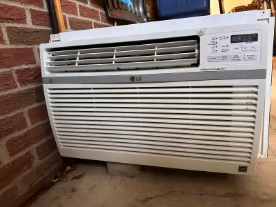 Climatiseur LG. Haute capacité 12 200btu/hre