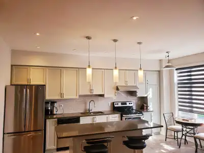 **I am looking for someone who needs a room weekdays only. So Monday to Friday(daytime) only. You wo...