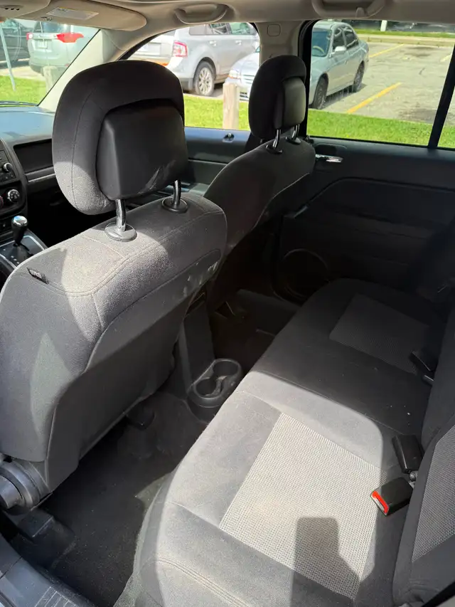 2011 jeep compass low km545693793109288969